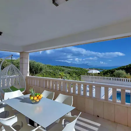 Villa Lokanjac With Pool And Panoramic Sea View *