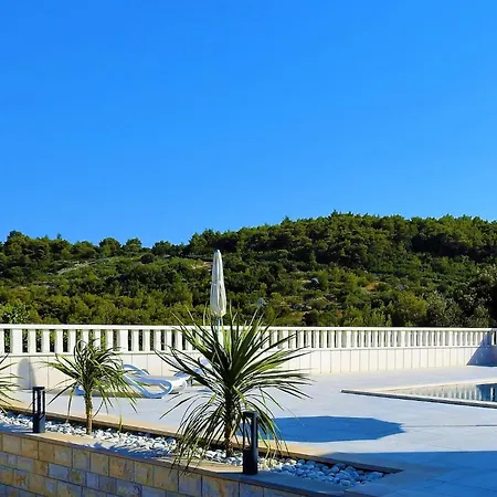 Villa Lokanjac With Pool And Panoramic Sea View *