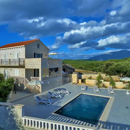 Lokanjac With Pool And Panoramic Sea View Willa