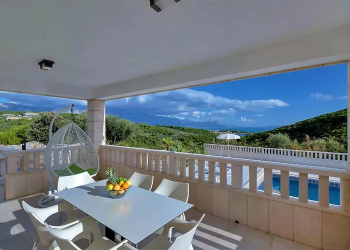 Villa Lokanjac With Pool And Panoramic Sea View *