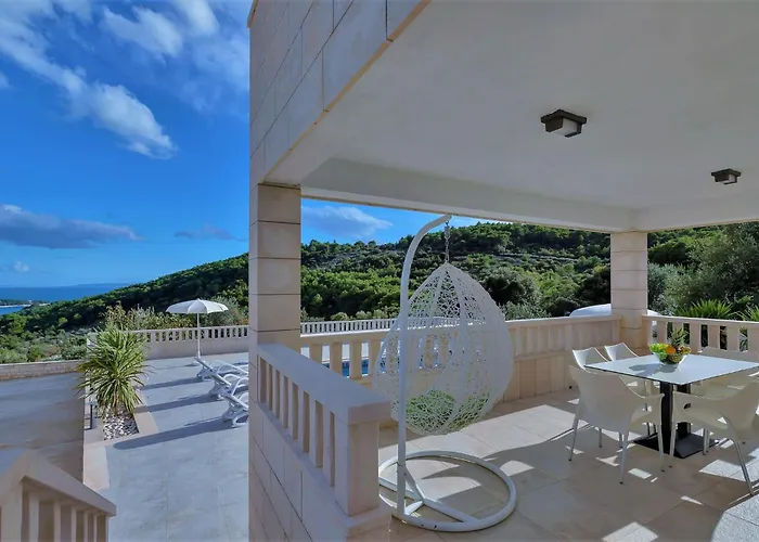 Lokanjac With Pool And Panoramic Sea View Selca (Brac)
