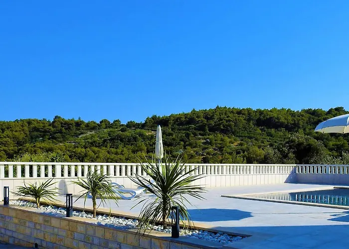 Villa Lokanjac With Pool And Panoramic Sea View *