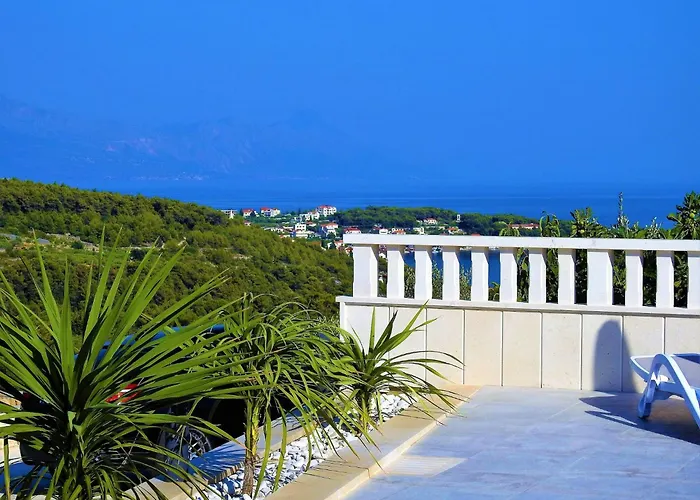 Villa Lokanjac With Pool And Panoramic Sea View *